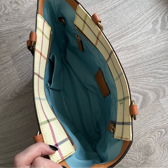 [PZ005] COACH HERITAGE STRIPE GALLERY TOTE HANDBAG IN MULTICOLOUR - Picture 5 of 11